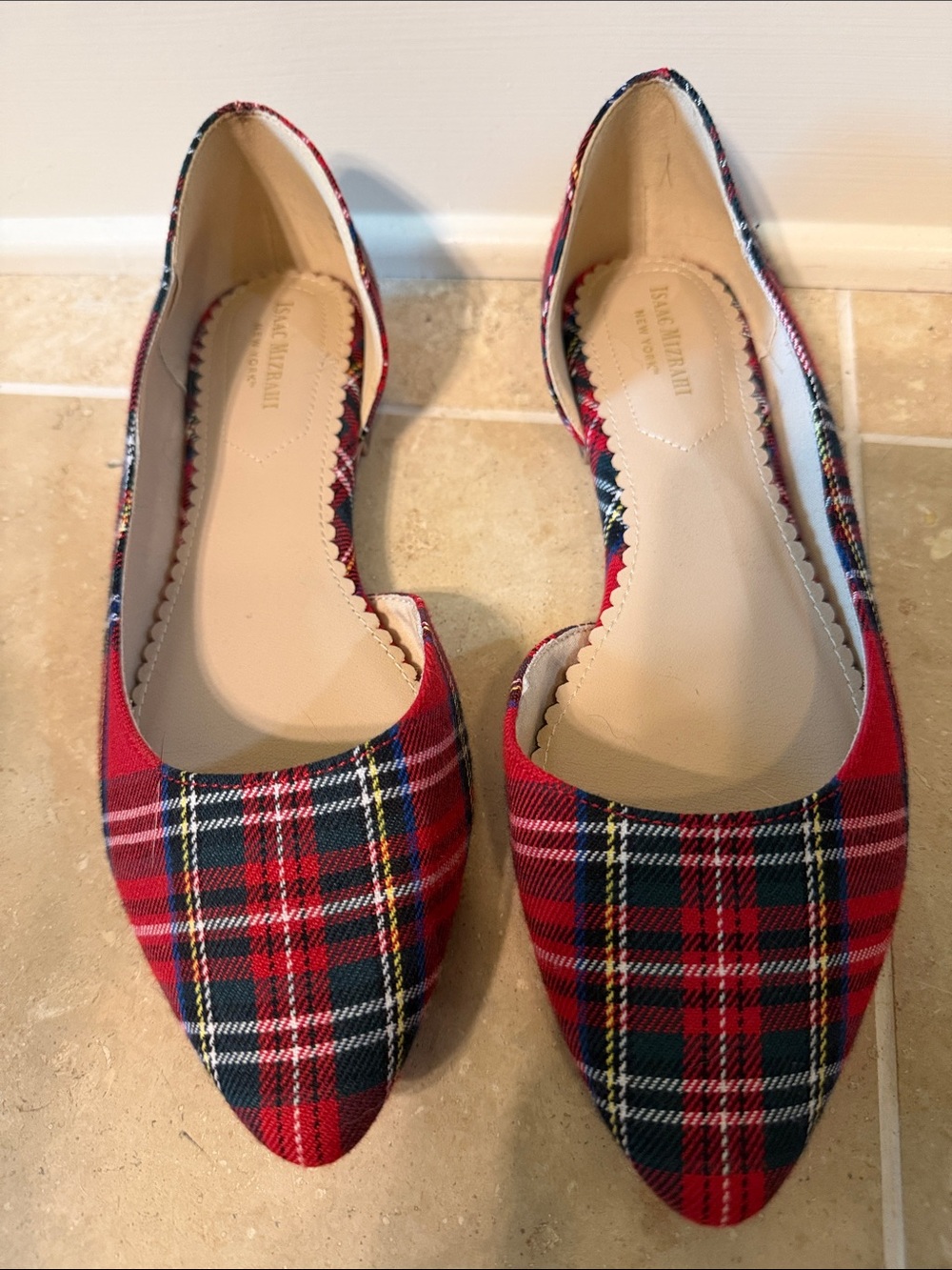 Isaac Mizrahi spade Red Plaid Pointed D’Orsay Flats with Navy Accents